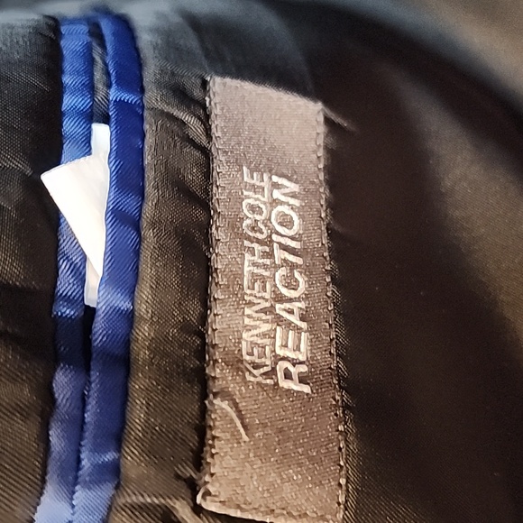 Black sport coat - Picture 2 of 3